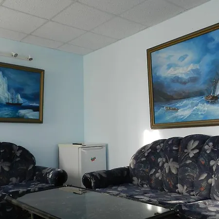 White Castle Hotel 3*